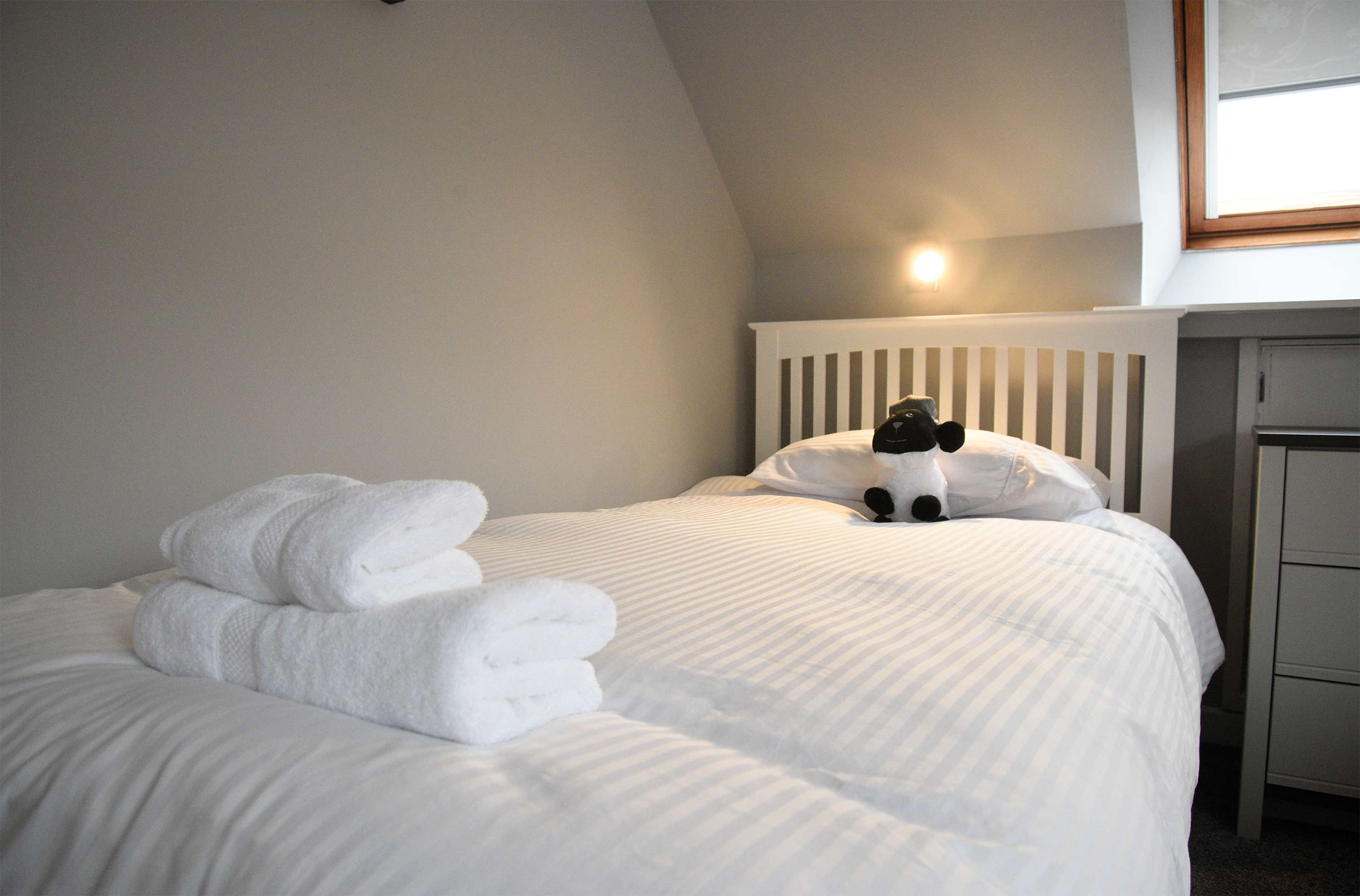 Spacious luxury twin room accommodation in Uig on the Isle of Skye